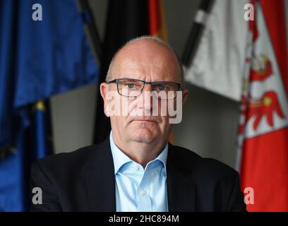 Potsdam, Germany. 15th Sep, 2021. Dietmar Woidke (SPD), Minister President of Brandenburg, recorded during an interview with dpa. (to dpa 'Woidke: Decide on question of compulsory vaccination only later') Credit: Soeren Stache/dpa-Zentralbild/dpa/Alamy Live News Stock Photo