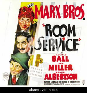 HARPO MARX, CHICO MARX and GROUCHO MARX in ROOM SERVICE (1938), directed by WILLIAM A. SEITER. Credit: RKO / Album Stock Photo