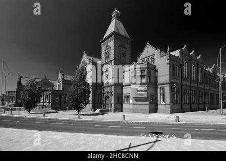 Kingsway Learning Centre, Widnes town, Cheshire, England, UK Stock Photo