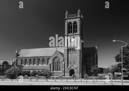 St Paul's Church, Widnes town, Cheshire, England, UK Stock Photo