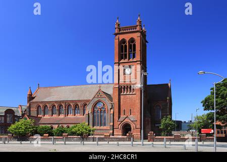 St Paul's Church, Widnes town, Cheshire, England, UK Stock Photo