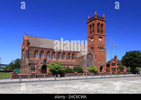 St Paul's Church, Widnes town, Cheshire, England, UK Stock Photo