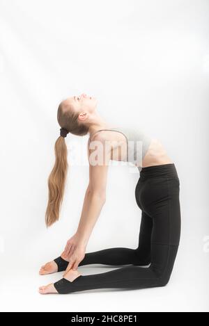 Ustrasana yoga pose, steps, its benefits and precautions