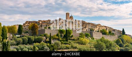 'Saint-Paul-de-Vence' is a commune in the 'Alpes-Maritimes' department in the 'Provence-Alpes-Cote d'Azur' region of Southeastern France. One of the o Stock Photo
