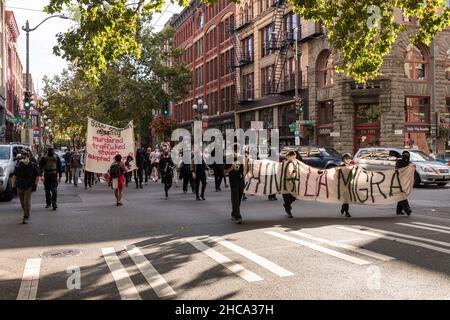 Seattle, USA. 25th Sep, 2021. Late in the day protestors at the Chinga La Migra Anti-Ice march. Stock Photo