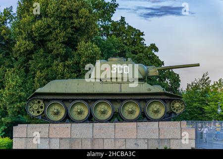 T-34 medium tank, used by the Red Army during World War II, introduced in 1940, Soviet War Memorial in Berlin, Germany. Stock Photo