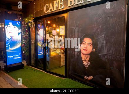 BTS member V, Dec 21, 2021 : Signboards of a cafe decorated to celebrate BTS member V's birthday in Seoul, South Korea. BTS member V will turn 26 on December 30, 2021. Credit: Lee Jae-Won/AFLO/Alamy Live News Stock Photo