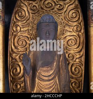 Large Japanese Amida Nyorai Buddha Butsudan Zushi Shrine. Meiji Period, 19th Century Stock Photo