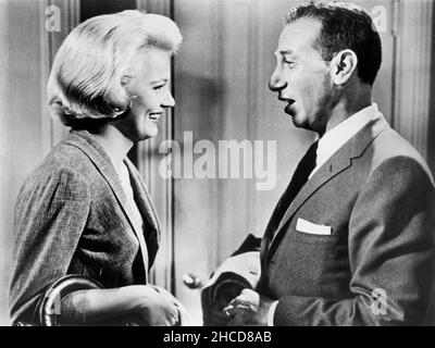 Gena Rowlands, Jose Ferrer, on-set of the Film, 'High Cost of Loving', MGM, 1958 Stock Photo