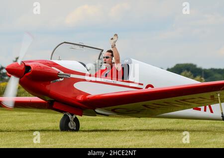 Fournier RF-4D power glider planes of the RedHawks Display team flying ...