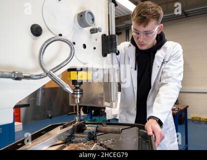 Engineering Students in laboratory and workshop Stock Photo
