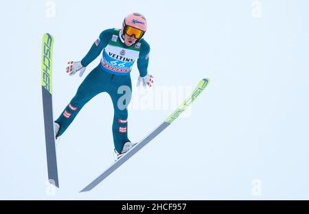 Stefan Kraft, AUT in flight action at the Four Hills Tournament Ski Jumping in Audi Arena and Schattenbergschanze Oberstdorf, Bavaria, Germany, Dec 28, 2021.  © Peter Schatz / Alamy Live News Stock Photo