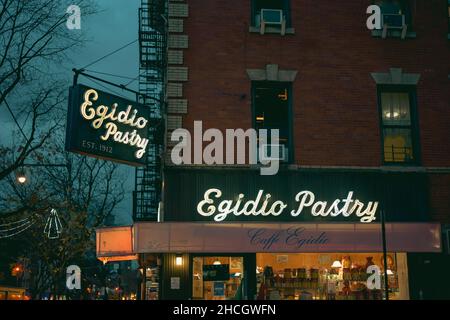 Egidio Pastry Shop neon signs at night, in the Bronxs Little Italy neighborhood, in New York City Stock Photo