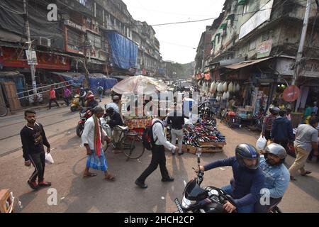 Canning street is one of the most crowded business place in Kolkata. Thousands of small shop owners from the outskirts and suppliers of different states are to come and purchase various materials frequently. (Photo by Biswarup Ganguly / Pacific Press) Stock Photo