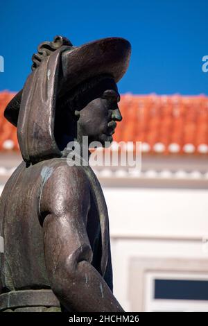 LAGOS, PORTUGAL - 23rd OCTOBER 2021: Statue of the famouse navigator, Infante Dom Henrique , in the town square of Lagos, Algarve, Portugal. Stock Photo