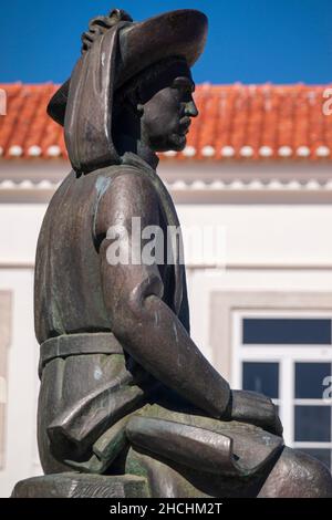 LAGOS, PORTUGAL - 23rd OCTOBER 2021: Statue of the famouse navigator, Infante Dom Henrique , in the town square of Lagos, Algarve, Portugal. Stock Photo