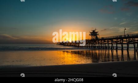 Panoramic shot of the san Clemente pier sunset at dusk Stock Photo