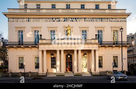 The Athenaeum Private Members' Club, Pall Mall, London Stock Photo - Alamy