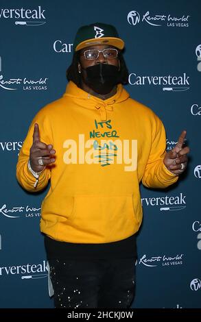 29 December 2021 - Las Vegas, NV - Marshawn Lynch. Carversteak at Resorts World Las Vegas Grand Opening Celebration. (Credit Image: © Mjt/AdMedia via ZUMA Press Wire) Stock Photo