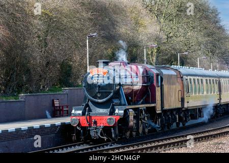 Hogwarts Special train being pulled by steam locomotive 48624 class 8F entering Loughborough Station on the Great Central Railway - (main line heritage railway) - Loughborough, Leicestershire, England, UK. Stock Photo