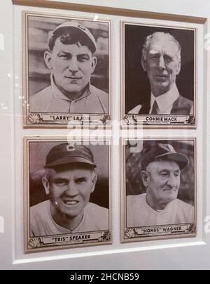 Rare T206 Honus Wagner Baseball card,The Metropolitan Museum of
