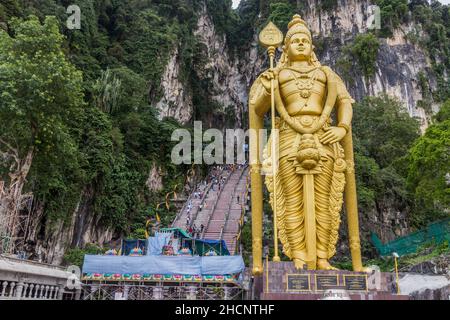 Lord Murugan Statue in front of the entrance to Batu caves in Kuala Lumpur, Malaysia Stock Photo