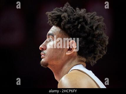 Piscataway, New Jersey, USA. 30th Dec, 2021. Rutgers Scarlet Knights guard Geo Baker (0) during the game between the Maine Black Bears and the Rutgers Scarlet Knights at Jersey MikeÕs Arena in Piscataway, New Jersey on December 30 2021. Rutgers defeated Maine 80-64. Duncan Williams/CSM/Alamy Live News Stock Photo