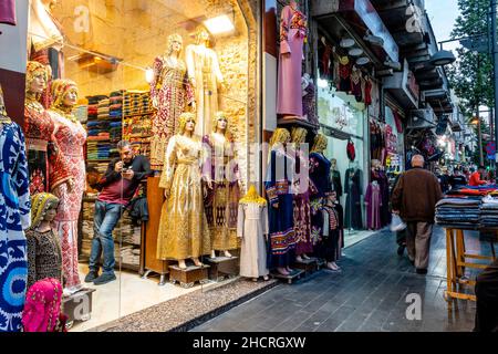 A Colourful Women’s Clothing Store In Downtown Amman, Amman, Jordan. Stock Photo