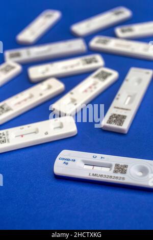 Quick testing for Covid-19 / SARS-CoV-2 infection concept: One rapid antigen test kit showing a positive result (one line). Stock Photo