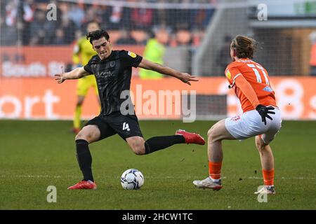 Jacob Greaves #4 of Hull City passes the ball Stock Photo