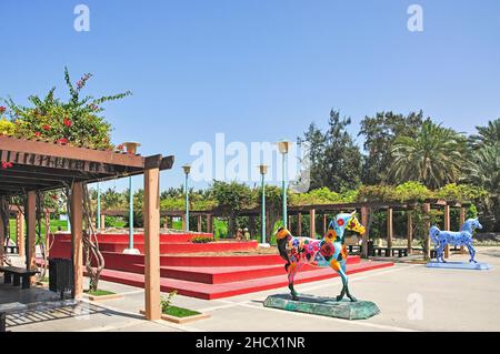 Beach promenade, Jumeirah Beach Park, Jumeirah, Dubai, United Arab Emirates Stock Photo