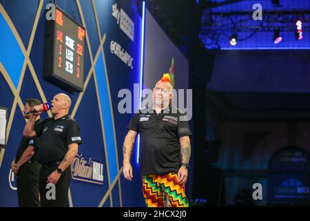 London, UK. 1st January 2022: Alexandra Palace, London, England: The William Hill World Darts Tournament, quarter finals; Peter Wright reacts after missing out on a 9-darter in the 6th set. Credit: Action Plus Sports Images/Alamy Live News Stock Photo