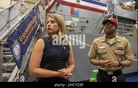 Rep. Katie Hill, of California, at the USN's boot camp, at the Recruit Training Command, in Illinois - 190801 Stock Photo