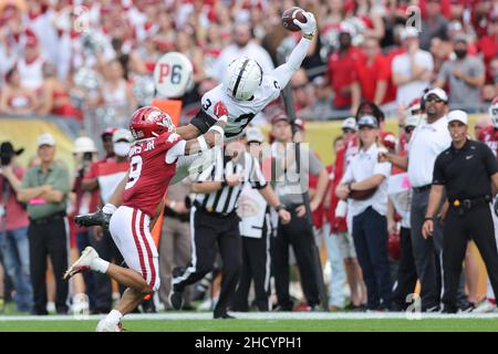 January 1, 2022: Penn State Nittany Lions wide receiver PARKER WASHINGTON (3) makes a leaping catch during the Outback Bowl at Raymond James Stadium in Tampa, FL on January 1, 2022. (Credit Image: © Cory Knowlton/ZUMA Press Wire) Stock Photo