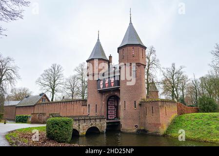 Entrance gate to castle 'De Haar' near the picturesque village of Haarzuilens near Utrecht, the Netherlands. Stock Photo