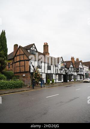 The Kings Arms pub and hotel, Amersham Old Town, Buckinghamshire, England, UK Stock Photo