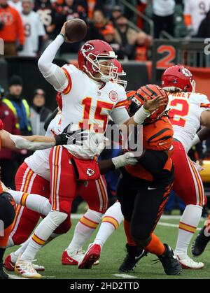 Bengals chiefs hi-res stock photography and images - Page 2 - Alamy