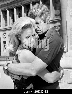 Lee Remick, James Coburn, on-set of the Film, 'Hard Contract', 20th Century-Fox, 1969 Stock Photo