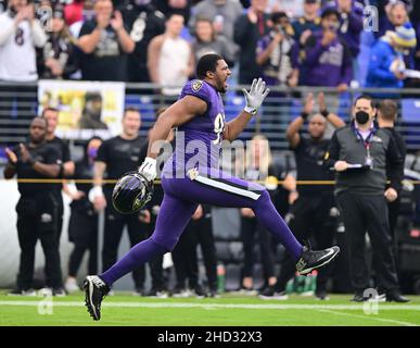 Baltimore, United States. 02nd Jan, 2022. Baltimore Ravens quarterback  Tyler Huntley (2) reacts after a first down run against the Los Angeles  Rams during the first half at M&T Bank Stadium in