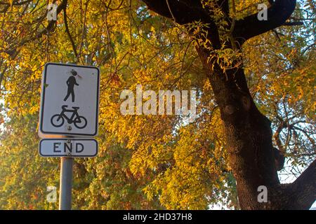 Bike path sign in Myrtleford Stock Photo