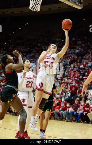 Bloomington, United States. 02nd Jan, 2022. Indiana Hoosiers forward Mackenzie Holmes (No.54) plays against Maryland during the National Collegiate Athletic Association (NCAA) women's basketball game in Bloomington. Indiana University beat Maryland 70-63. Credit: SOPA Images Limited/Alamy Live News Stock Photo