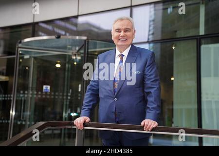 TV presenter Eamonn Holmes leaves the offices of GB News at The Point in Paddington, London, after he joined co-host Isabel Webster for the first episode of the channel's new 'Breakfast with Eamonn and Isabel' programme on Monday. Picture date: Monday January 3, 2022. Stock Photo