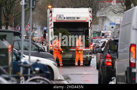 Twin Cities Traffic Christmas 2022 Christmas Trees In A Garbage Truck, Netherlands Stock Photo - Alamy