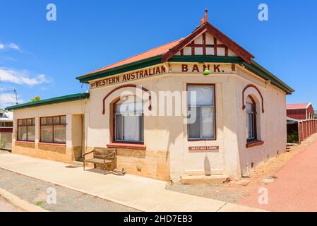Former Western Australian Bank building built around 1900, in the Wheatbelt country town of Cuballing, Western Australia, Australia Stock Photo