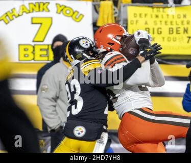 Cleveland Browns wide receiver David Bell takes part in drills at the NFL  football team's practice facility Tuesday, June 6, 2023, in Berea, Ohio.  (AP Photo/Ron Schwane Stock Photo - Alamy