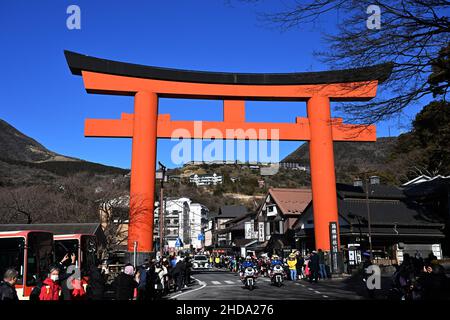 Kanagawa, Japan. Credit: MATSUO. 2nd Jan, 2022. Hiroki Wakabayashi Ekiden : The 98th Hakone Ekiden Race, Tokyo-Hakone Round-Trip College Ekiden Race, 5th section in Kanagawa, Japan. Credit: MATSUO .K/AFLO SPORT/Alamy Live News Stock Photo