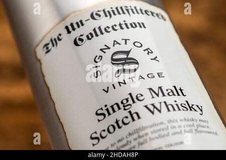 EDINBURGH, SCOTLAND - JANUARY 04, 2022: box of SIGNATORY VINTAGE single malt scotch whisky Stock Photo