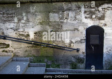 Door in an old textured wall in Istanbul, Turkey Stock Photo