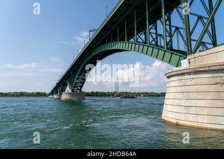 The Peace Bridge spanning the Niagara River between Fort Erie, Canada and Buffalo, New York. Stock Photo