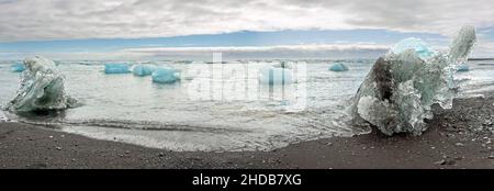 Stranded icebergs on a lava beach, Iceland Stock Photo